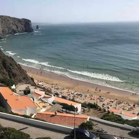 Arrifana Beach- T2 Sun & Surf Flat * Aljezur