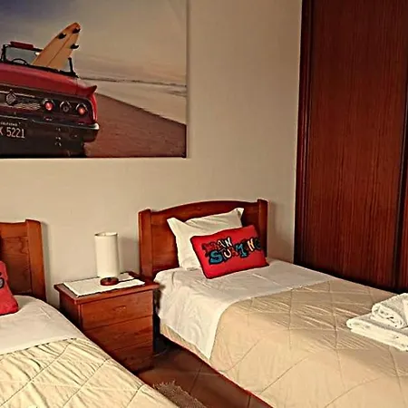 Arrifana Beach - T2 Sun & Surf Flat Daire